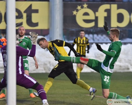 Тежка загуба на Ботев в Коматево ВИДЕО