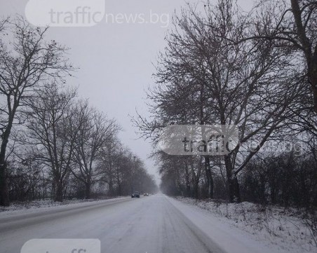 Все още има ограничения по пътища в Пазарджишко