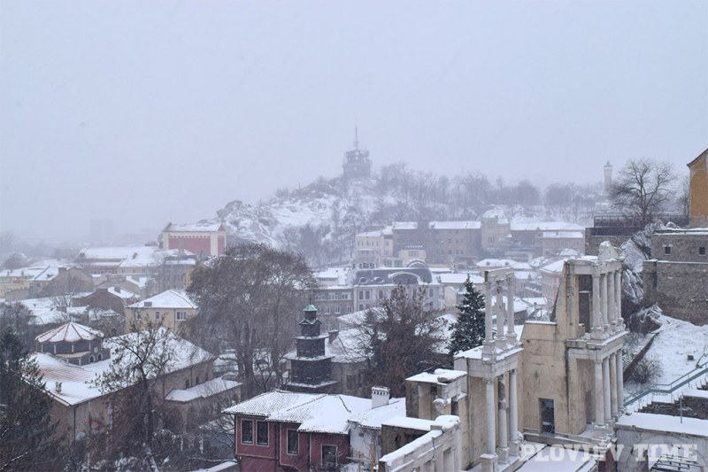 Бяла приказка в Пловдив, Стария град обяви код... красиво СНИМКИ