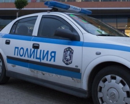 Мъж изнасили и преби бременната си сестра