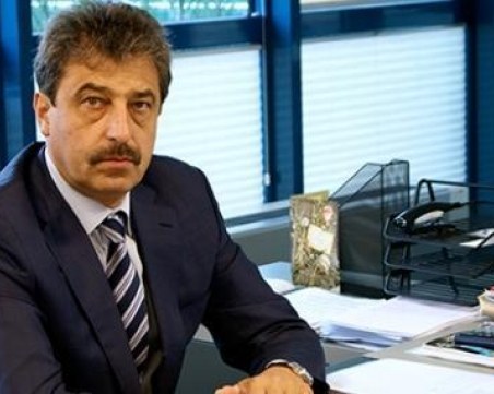 Цветан Василев иска прекратяване на делото за КТБ