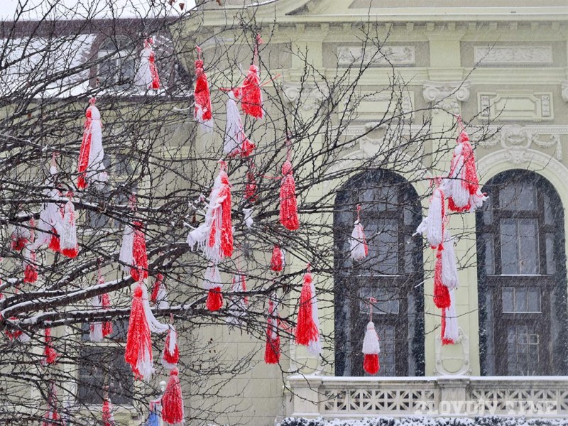От арктически студ до летни температури! Какво време ни очаква през март