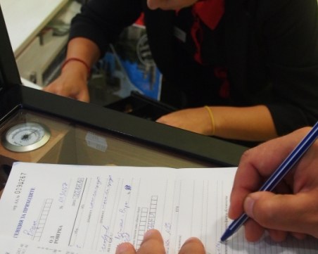 Пловдивски данъчни запечатаха дърводелски цех, собствениците укривали данъци