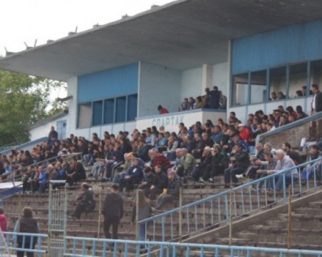 Собственик на верига от казина възражда Спартак