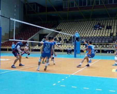 Виктория Волей със загуба в Бургас