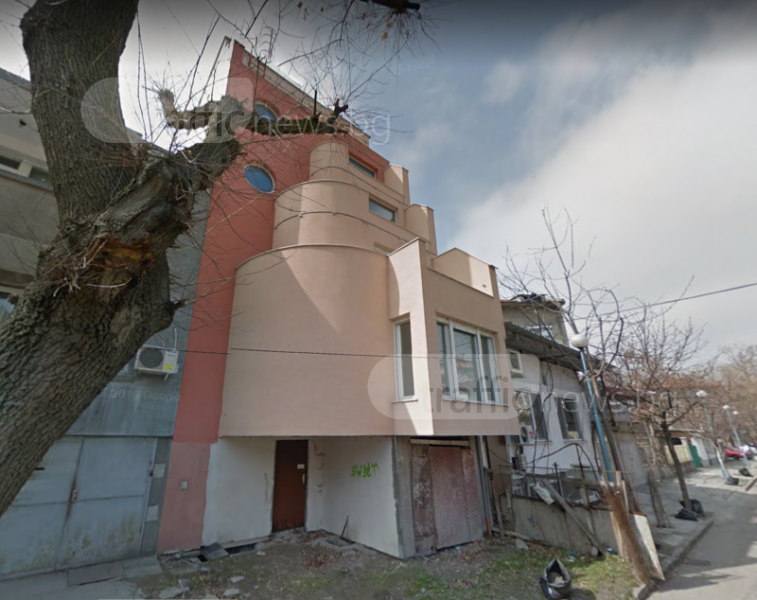 Авангардна къща в центъра на Пловдив търси купувачи, свалиха цената ѝ с над 200 хиляди