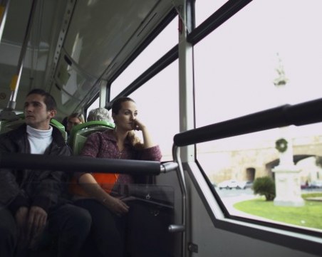 Майка взриви Фейсбук: Няма да кажа на никого Честит Трети март, защото ние не се обичаме!