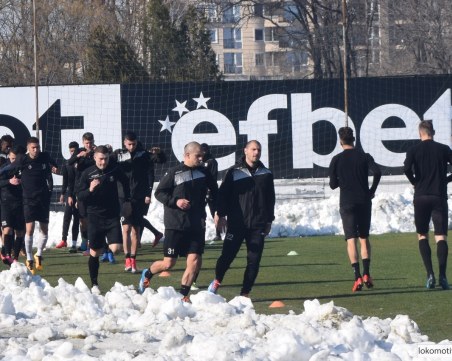 Три промени в групата на Локо за дербито с Ботев