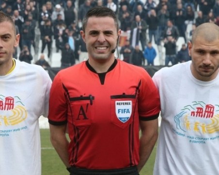 Локо - Ботев 0:0 на почивката, много борба и по-малко футбол на Лаута