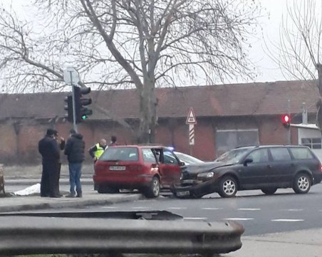 Две коли се помляха на Ален Мак в Пловдив СНИМКА