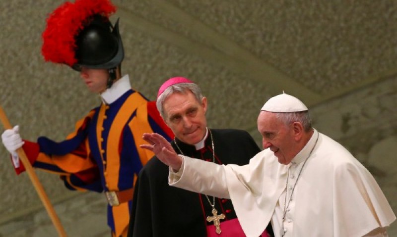 Ковчежникът на Ватикана обвинен в сексуални посегателства