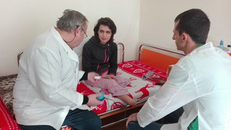 Тони, останала без крака след като скочи пред влак, ще разкаже историята си в “Откраднат живот“