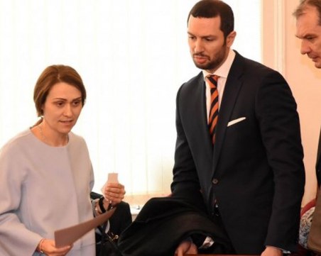 ЧЕЗ иска от Гинка Върбакова да съдейства за осъждането на България за 600 млн. евро