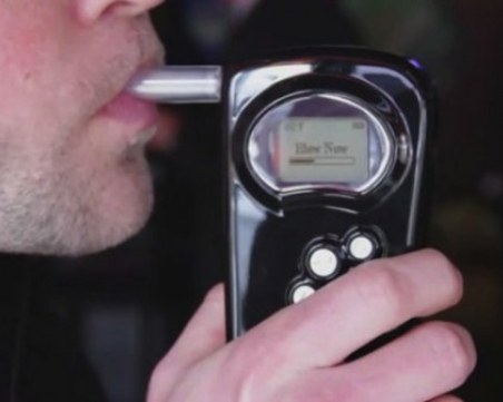 “Герой“! Арестуваха шофьор с 3.04 промила, негов колега се заби в спрял автомобил