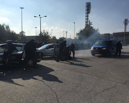 Главният прокурор: 925 осъдени са на свобода