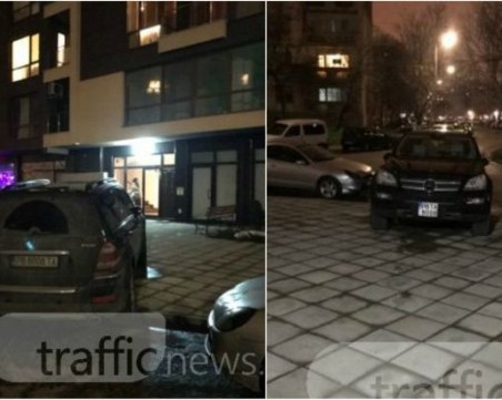 Пишман гъзар с джип превзема тротоари и запушва гаражи СНИМКИ