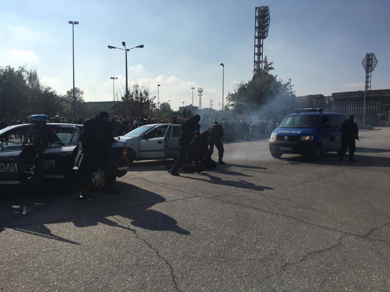 Главният прокурор: 925 осъдени са на свобода