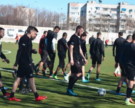 Младок от Локо за пръв път в групата при мъжете