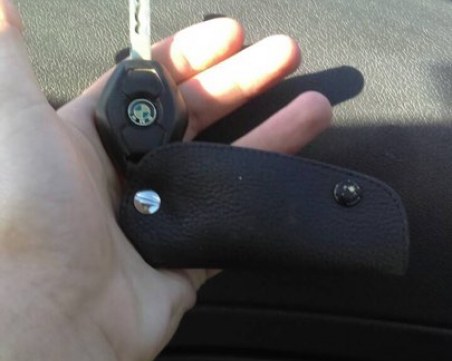 Нова мода! Разбиват беемвета, крадат им документите