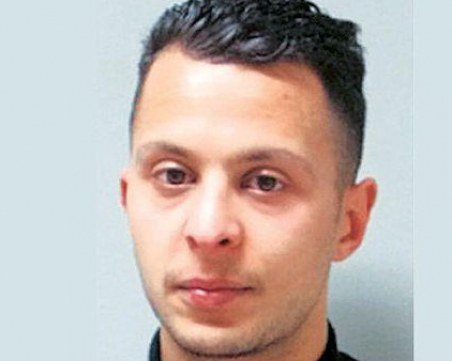 Проговори оцелял терорист от атентатите в Париж