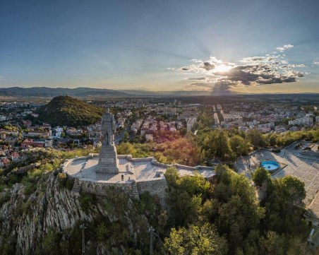 Пролетта в Пловдив се завръща! Градусите скачат до 20