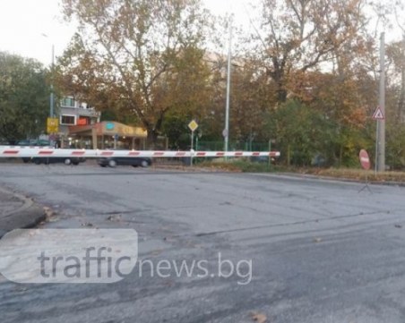 Опел удари възрастна жена на жп прелез в Пловдив