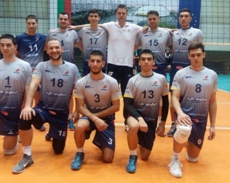 ВК Строител загуби шансове за плейофите