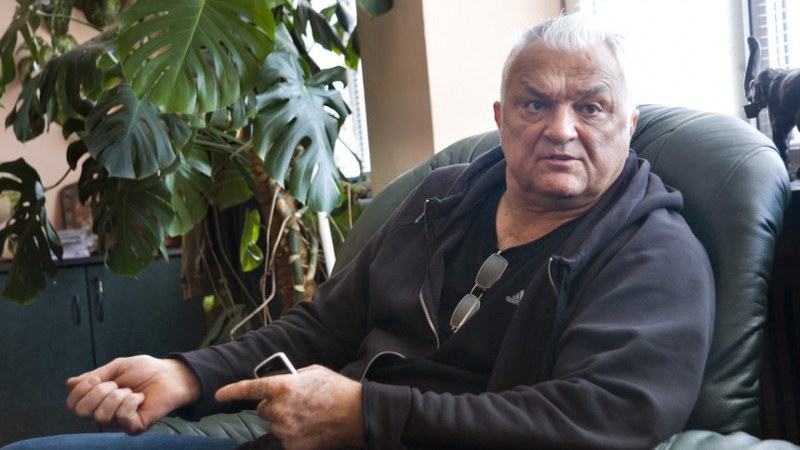 Сашо Диков с рубрика в Шоуто на Слави