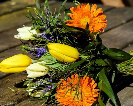 Празниците нямат край! Две красиви имена имат имен ден днес