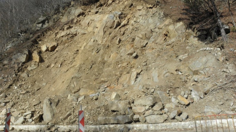 Свлачището край Смолян е най-голямото в страната! Изграждат обходен маршрут