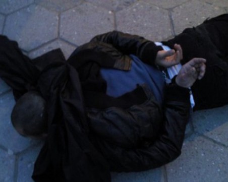 Дилърът Манджата от Пловдив трябвало да е в затвора, продава дрога до Строителния