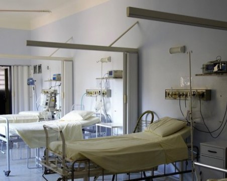 Съпругът на починалата родилка: Жена ми не беше болна!