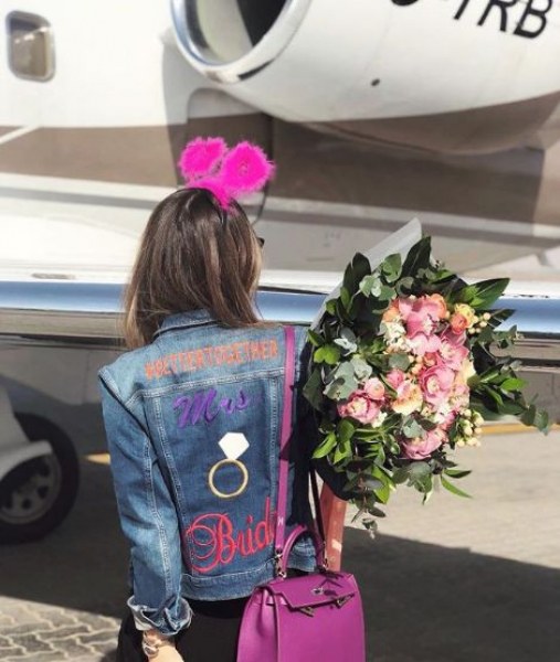 Дъщерята на известен милиардер е била в разбилия се самолет в Иран СНИМКИ