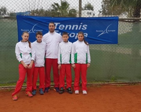 Близнаци от Пловдив с победи на Източноевропейското по тенис