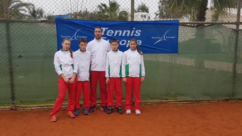 Близнаци от Пловдив с победи на Източноевропейското по тенис