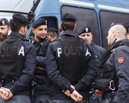 Евакуираха над 20 000 души заради снаряд от Втората световна война