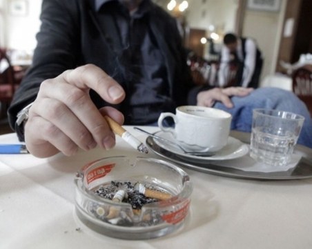 Пловдивско заведение “изгоря“ с акт, клиенти пушели вътре