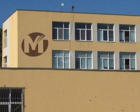 Учител от Математическата в Пловдив е заразен с хепатит А