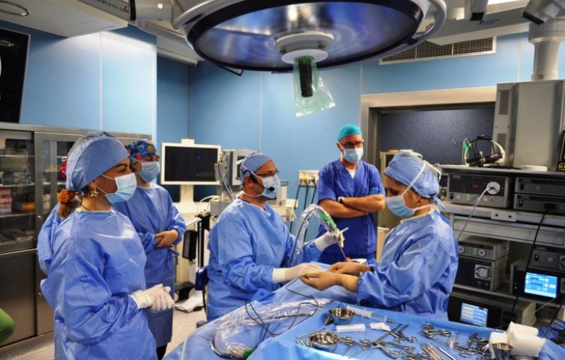 В Пловдив се проведе мащабно следдипломно обучение с хирургия на живо