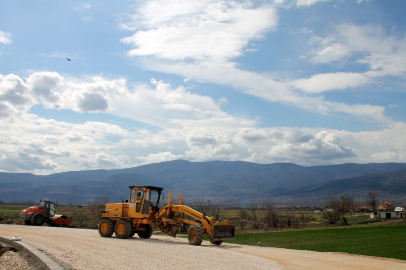 Започва ремонтът на нова отсечка от пътя Пловдив-Асеновград СНИМКИ