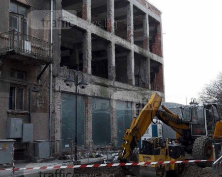 Абсурд! Собственик на къща на 