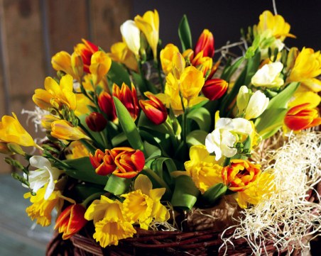 Хиляди именици днес! 10 имена имат повод да почерпят