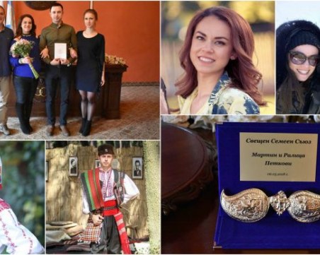 Възпитаници на Музикалната академия си казаха “Да“! Уникален подарък увековечи любовта им