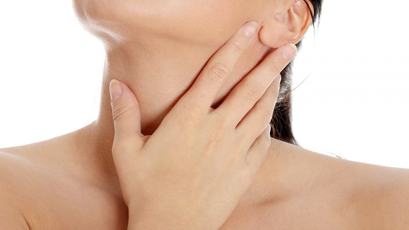 7 симптома за проблеми с щитовидната жлеза, които пренебрегваме