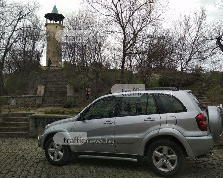 Шофьор развали разходката до Сахат тепе на пловдивчани СНИМКА