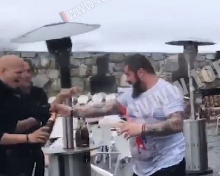 “Шушана“ зазвуча в лъскав курорт в Алпите, българин разля шампанско за 40 хиляди евро