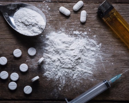 Арестуваха двама от Цалапица заради наркотици