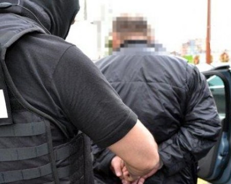 Арестуваха надзирател от затвора в Пловдив