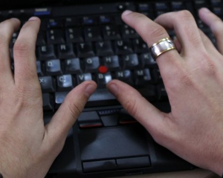 Хакерство: Разбиха ЕГН-то на Бойко Борисов, Сотир Цацаров и Радев за 15 минути СНИНМКИ