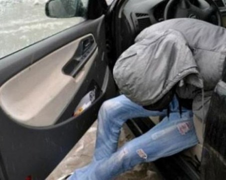 Пловдивчанин подкара БМВ дрогиран, спипаха го в Кючука